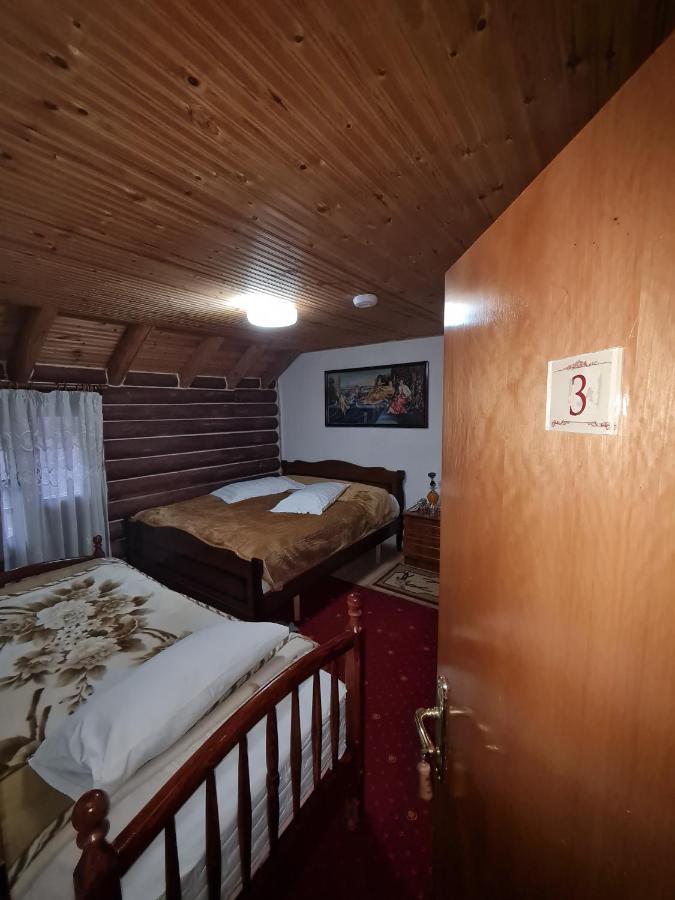 Sofra Kolonjare Agroturizem Hotel Erseke Bagian luar foto