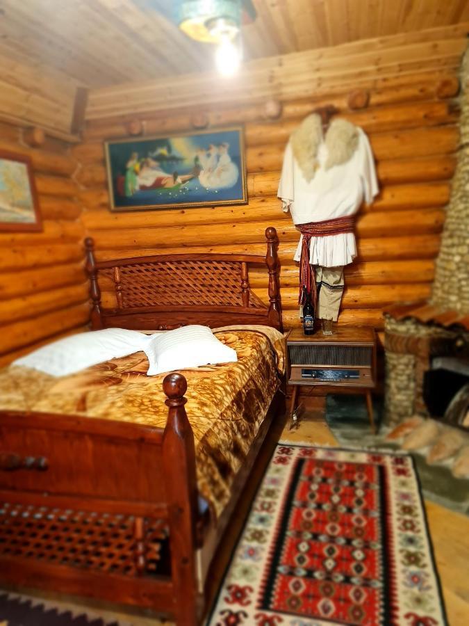 Sofra Kolonjare Agroturizem Hotel Erseke Bagian luar foto