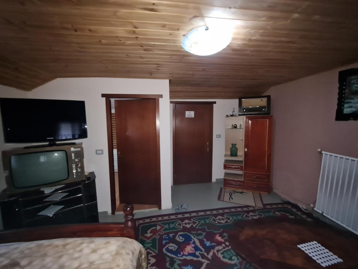 Sofra Kolonjare Agroturizem Hotel Erseke Bagian luar foto