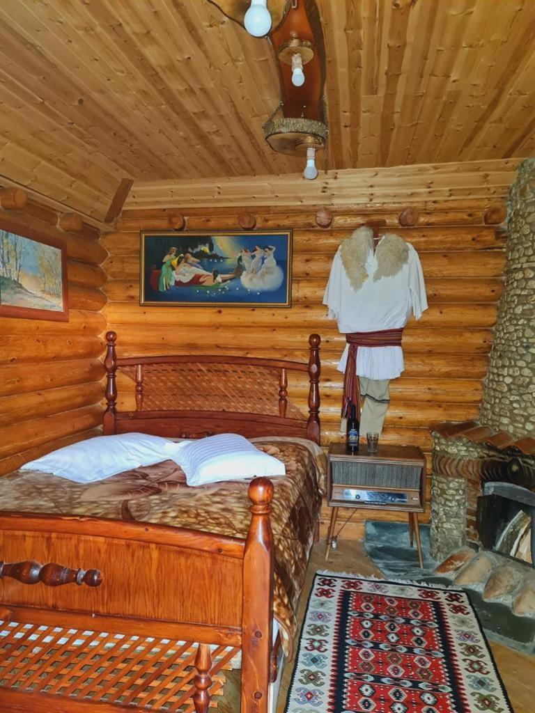 Sofra Kolonjare Agroturizem Hotel Erseke Bagian luar foto